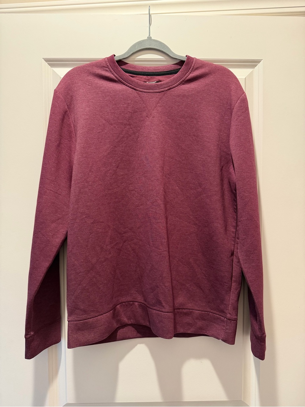 32 Degrees Women's Crewneck Sweater in Burgundy